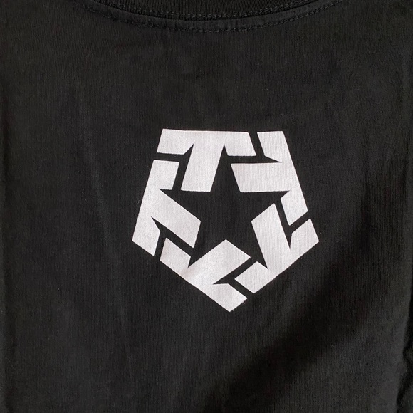 Tribal Gear Graffiti T-Shirt Kaws Banksy RVCA Obey - Picture 3 of 3